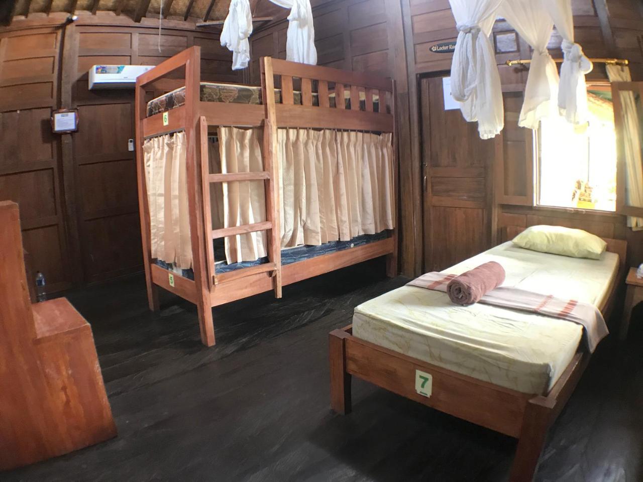 Green Paddy Hostel & Villa Убуд Экстерьер фото